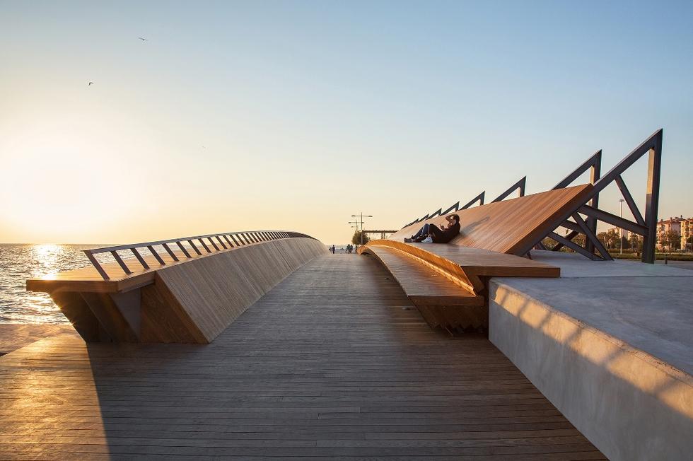 Bostanli Sunset Lounge - fot. ZM Yasa Architecture (7)